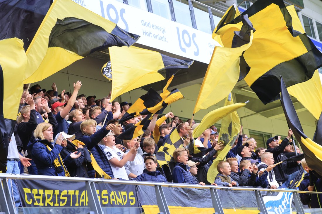 Supportere Start - Stabæk Foto Tor Erik Schrøder  NTB.jpg